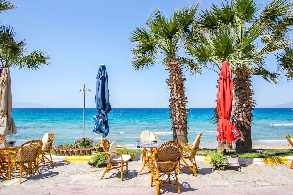 Sunday beach hotel 3 étoiles à Kuşadası