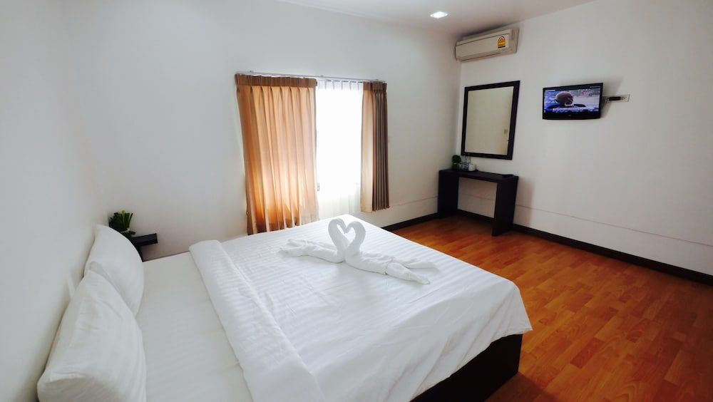 Basic Line Hotel At Loikroh 2 estrelas em Chiang Mai