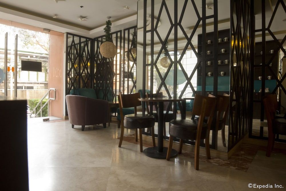 Regency Grand Suites 3 Regency Grand Suites 3