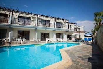 Crystallo Hotel Apts 3 estrelas em Pafos