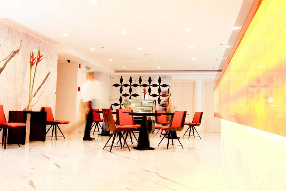 Privato Ortigas 2 Privato Ortigas 2