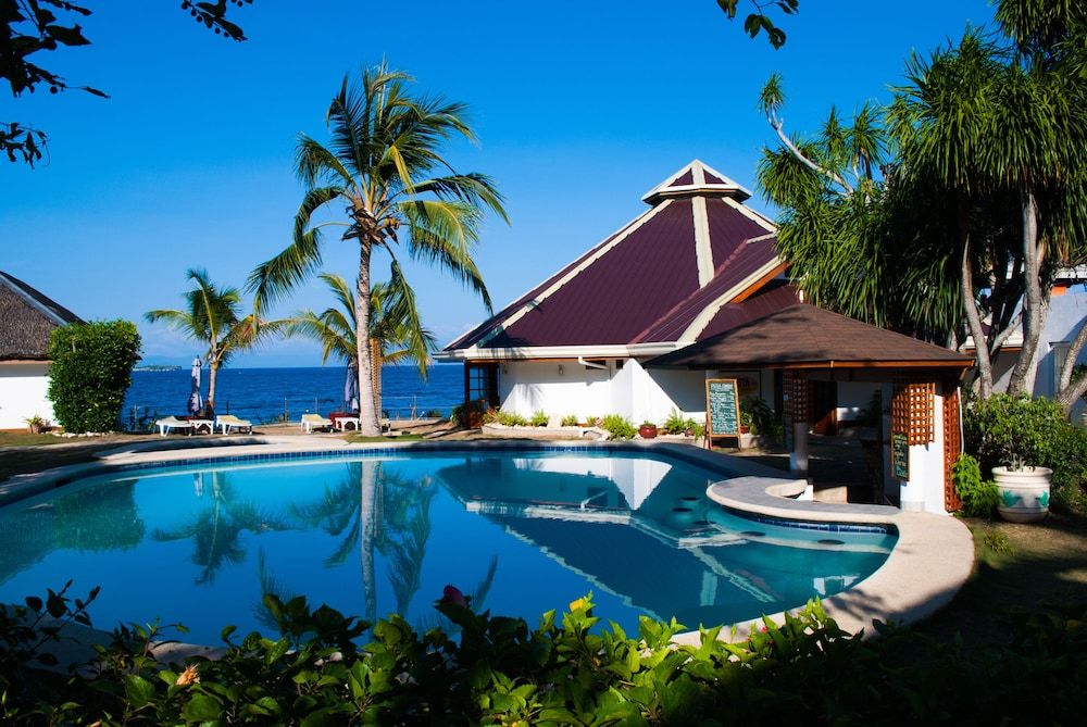 Quo Vadis Dive Resort Moalboal 1