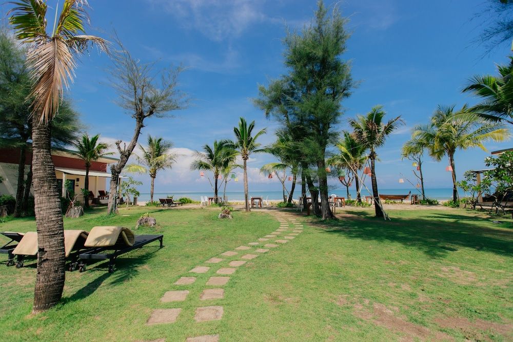 Golden Bay Cottage 1