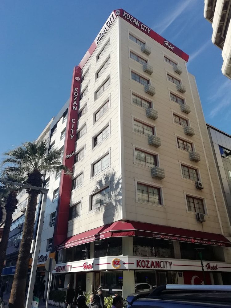 Kozan City Hotel -1 estrellas en Esmirna