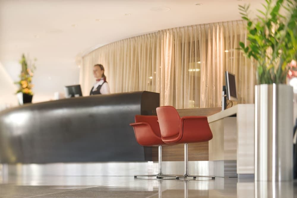 Stay at Zurich Airport 2