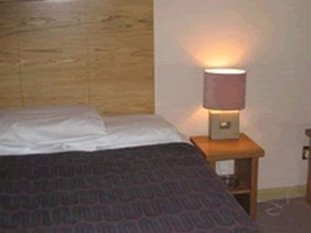 Sussex Lodge Guest House 2