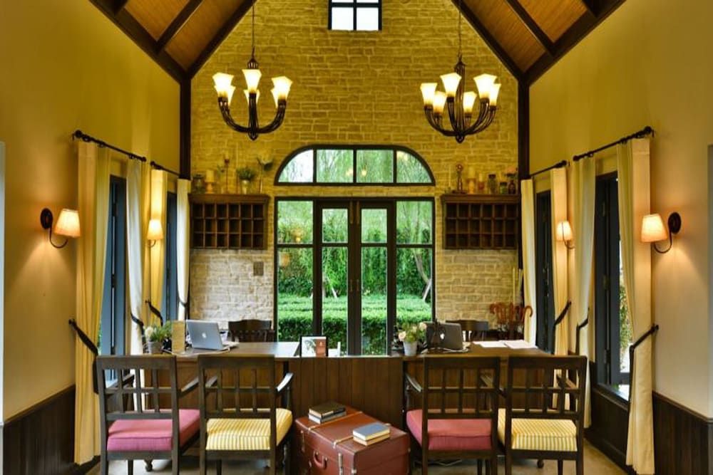 Thames Valley Khao Yai 2