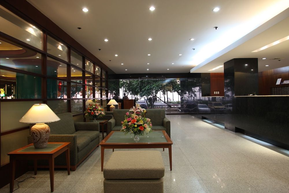 Sunny Bay Suites 1 Sunny Bay Suites 1