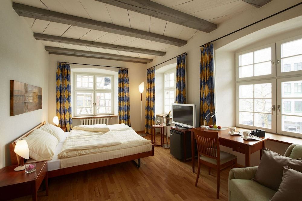 Restaurant-Hotel De Charme Römerhof 3