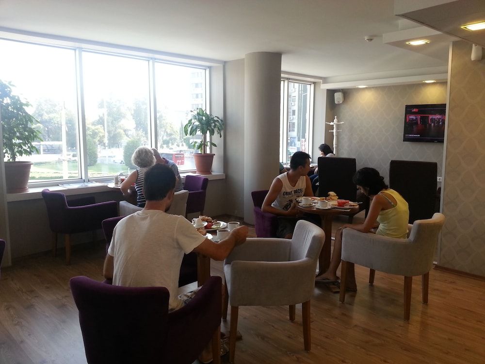 Walk In Hotel&Residence 3