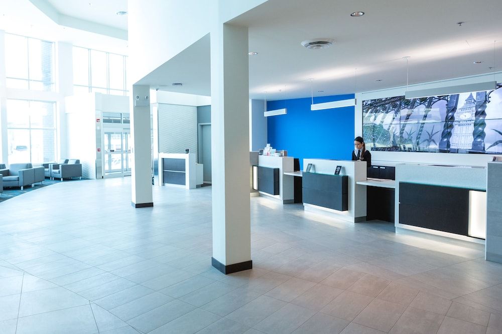 The Grand Winnipeg Airport Hotel by Lakeview 2