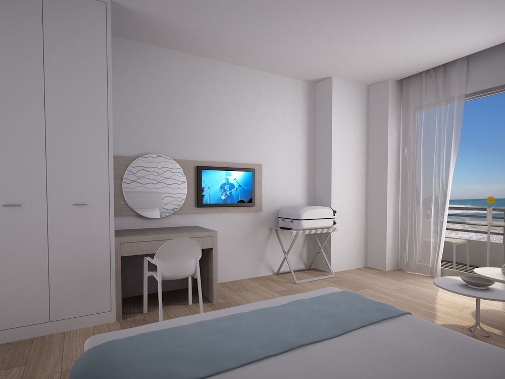 Okeanos Beach Boutique Hotel 3