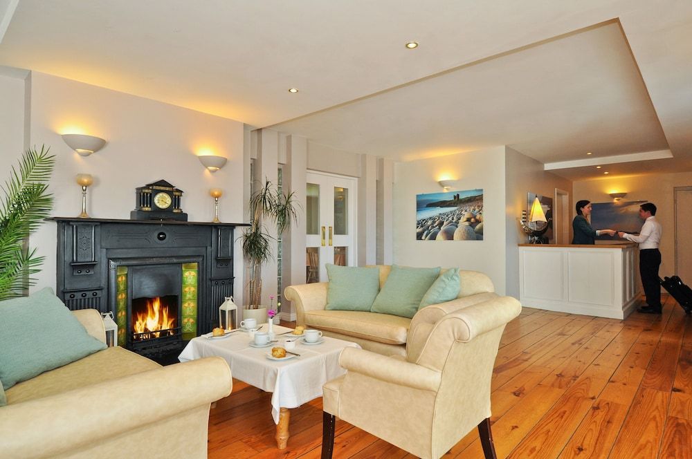 Dingle Harbour Lodge 2