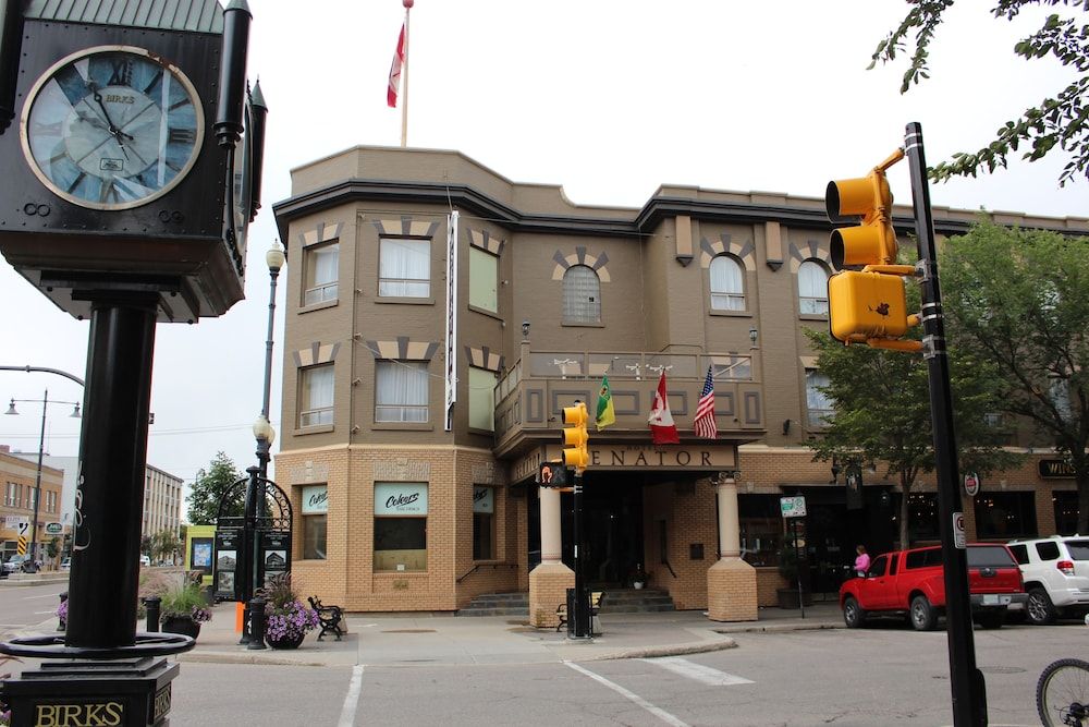 Hotel Senator 3 estrelas em Saskatoon
