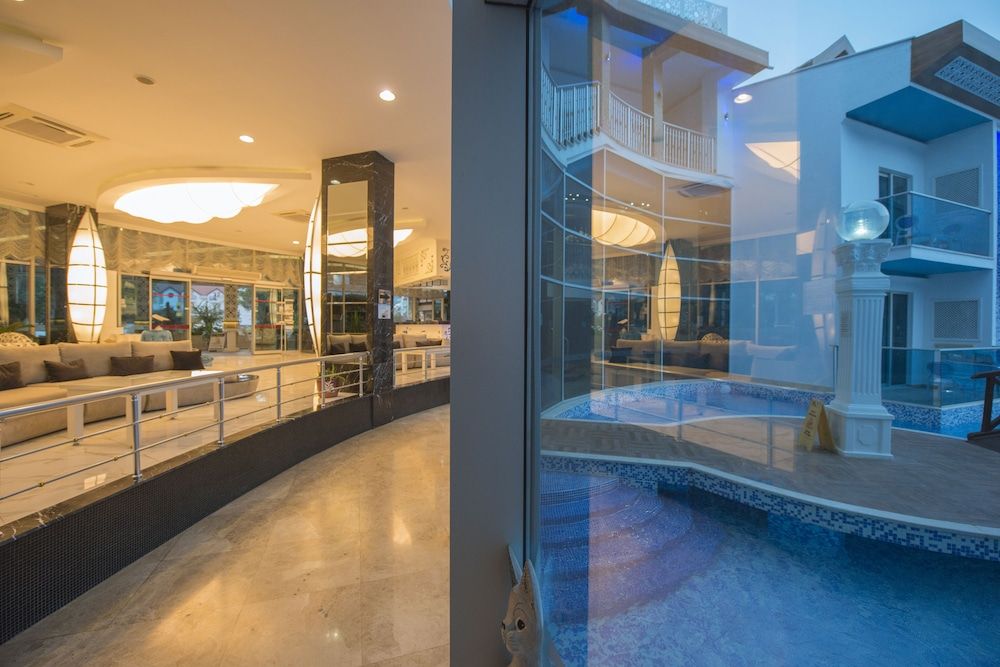 Ocean Blue High Class Hotel 3