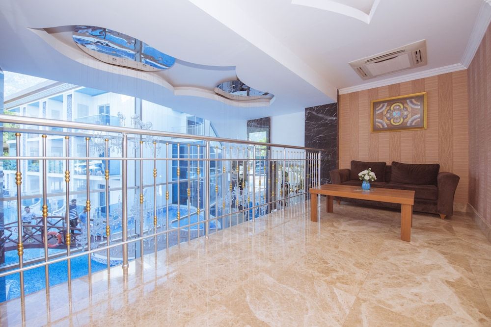 Ocean Blue High Class Hotel 2