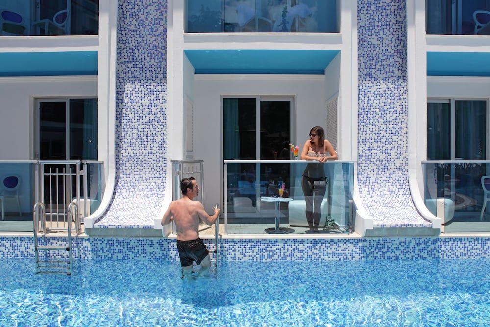 Ocean Blue High Class Hotel 1