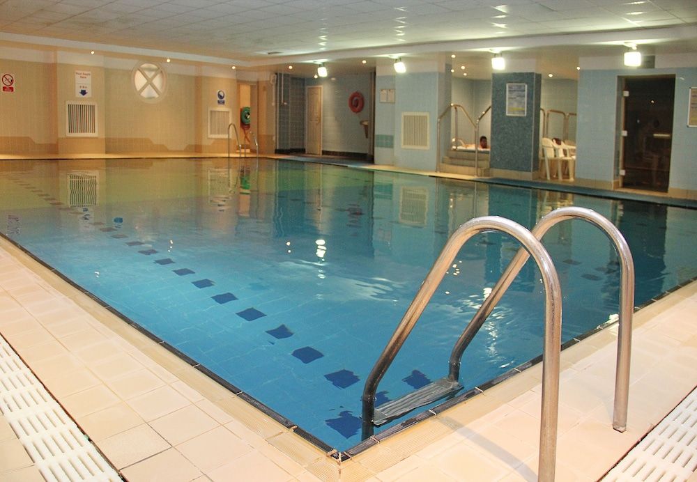 Lansdowne Hotel Croydon 1