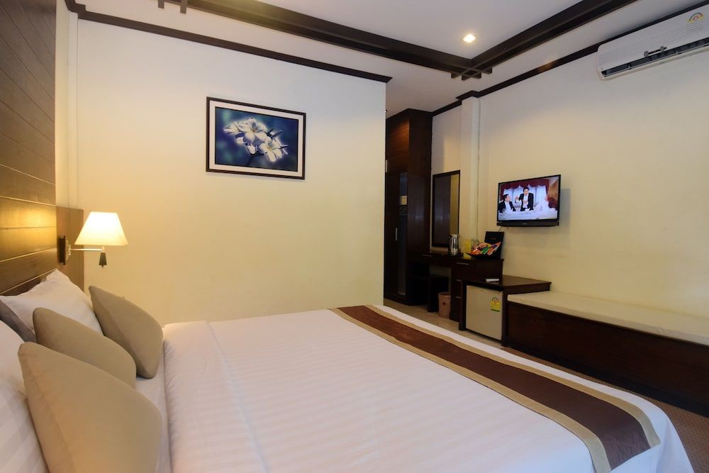 Clean Beach Resort 3