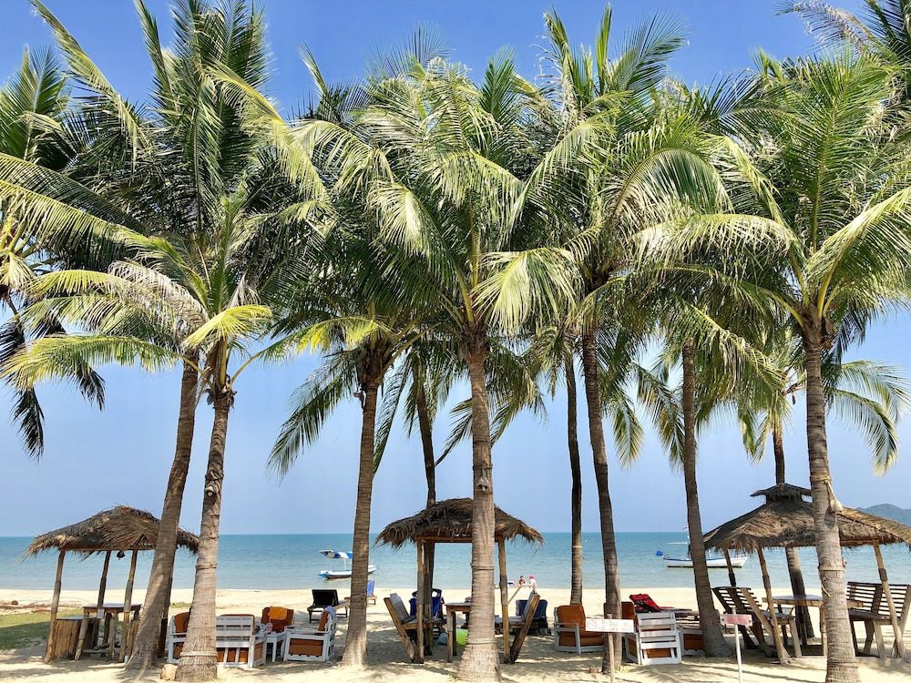 Dolphin Bay Beach Resort 3 étoiles à Sam Roi Yot