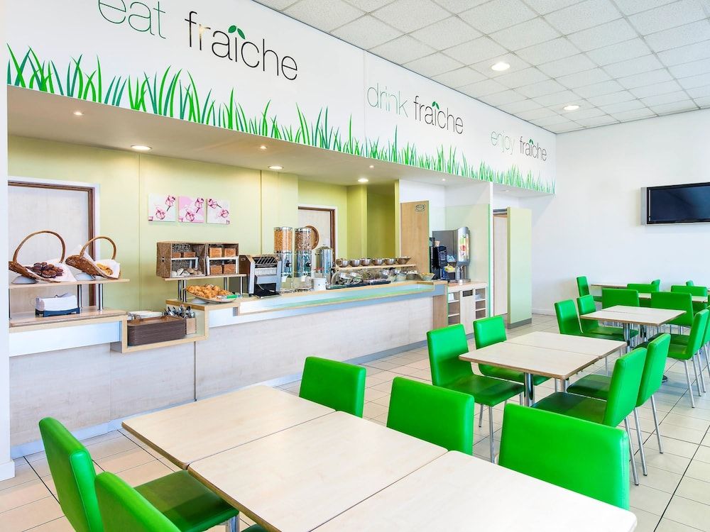 ibis budget Leeds Centre Crown Point Road 2