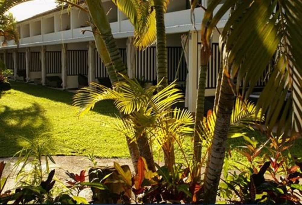 Garden Island Resort 2