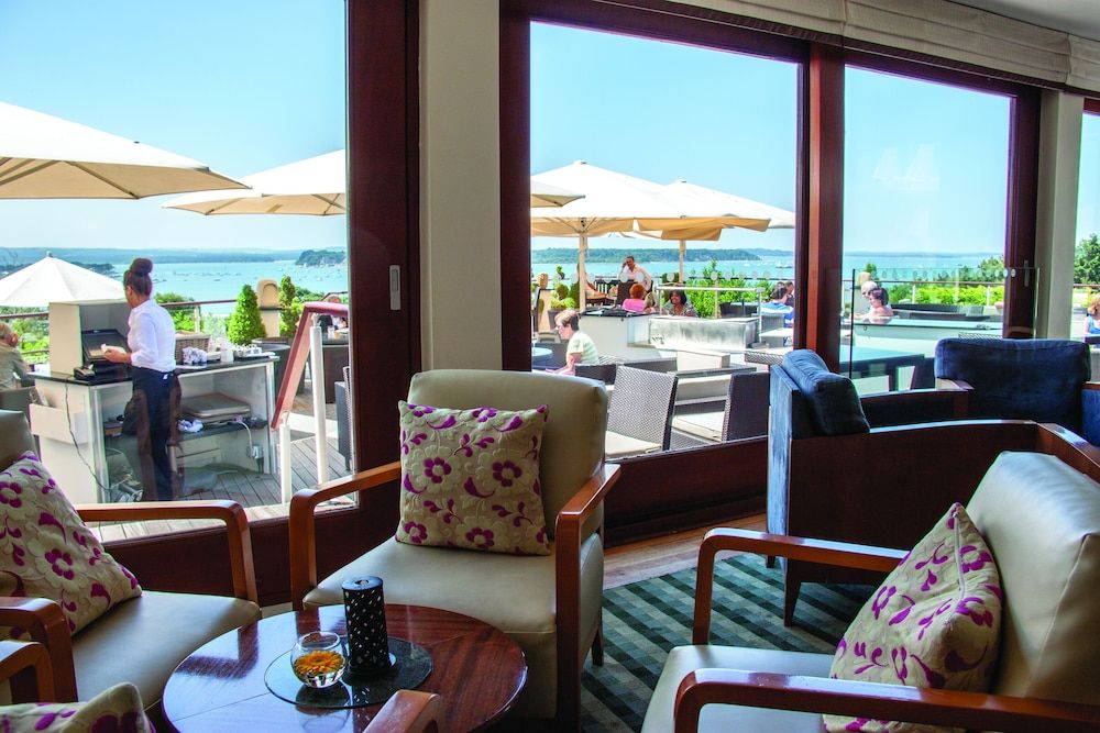 Harbour Heights Hotel 3