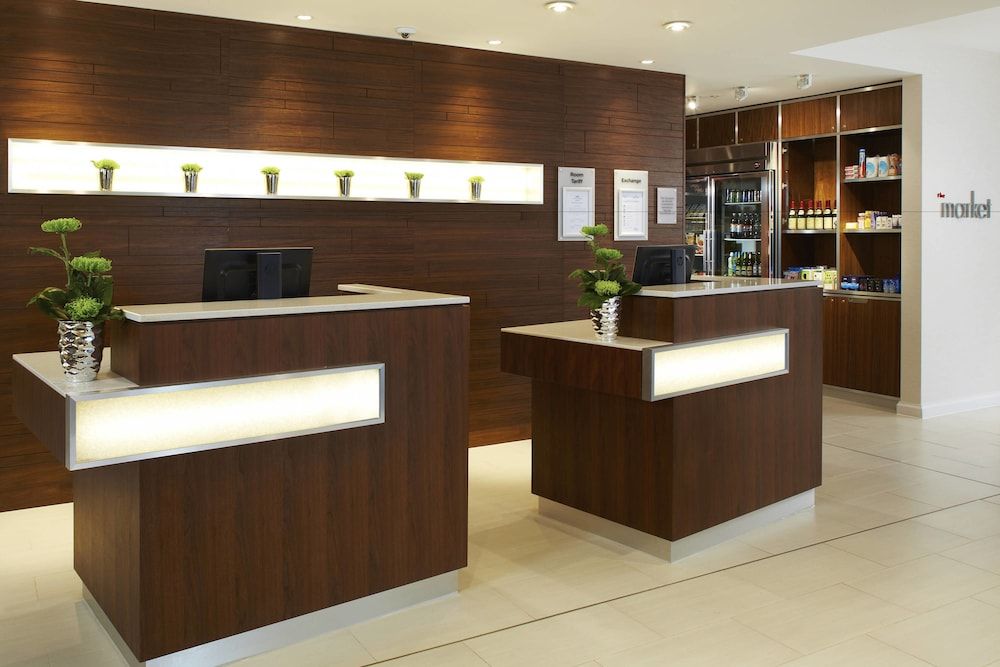 Courtyard by Marriott Aberdeen Airport 2