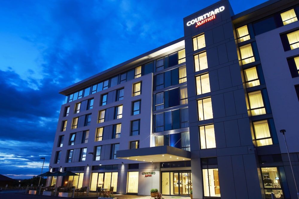 Courtyard by Marriott Aberdeen Airport 1