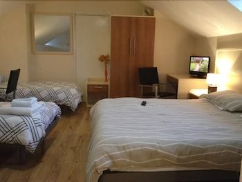 Inn on the Broadway 3