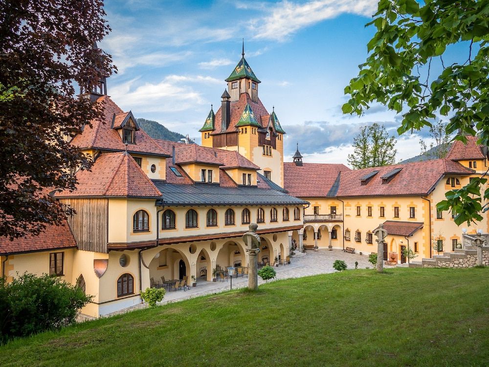 Hotel Schloss Kassegg 1