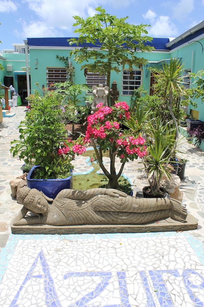 Azure Hotel and Art Studio 2