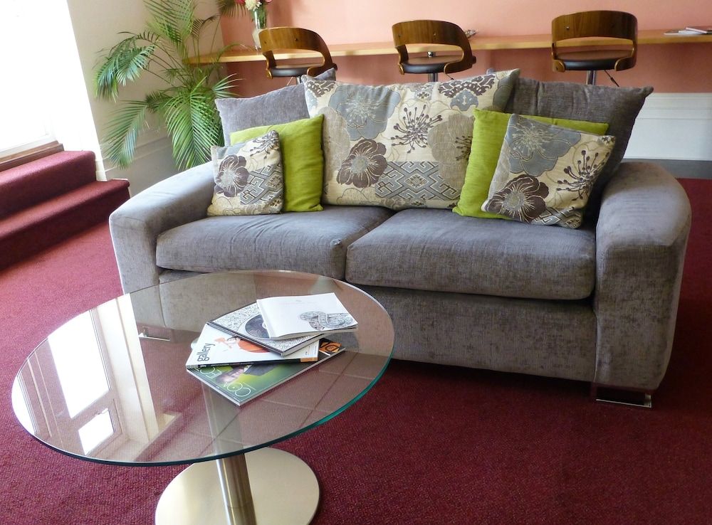 The Norfolk Lodge Hotel 2