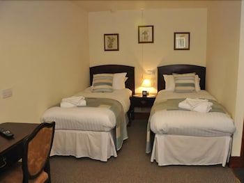 The Black Horse Inn 3