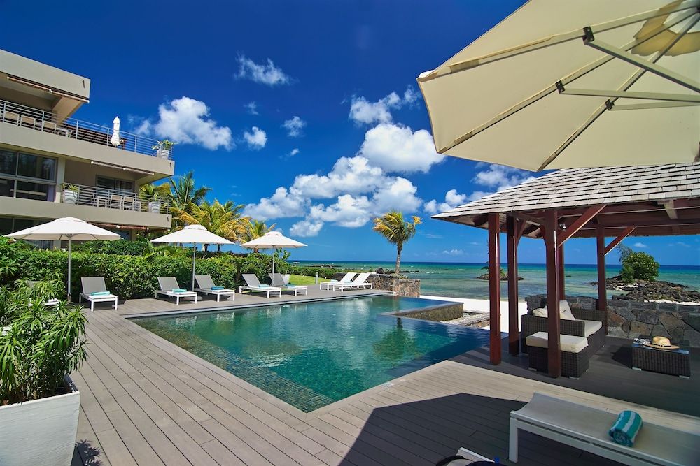 Bon Azur Beachfront Suites & Penthouses by LOV 5 estrellas en Trou aux Biches