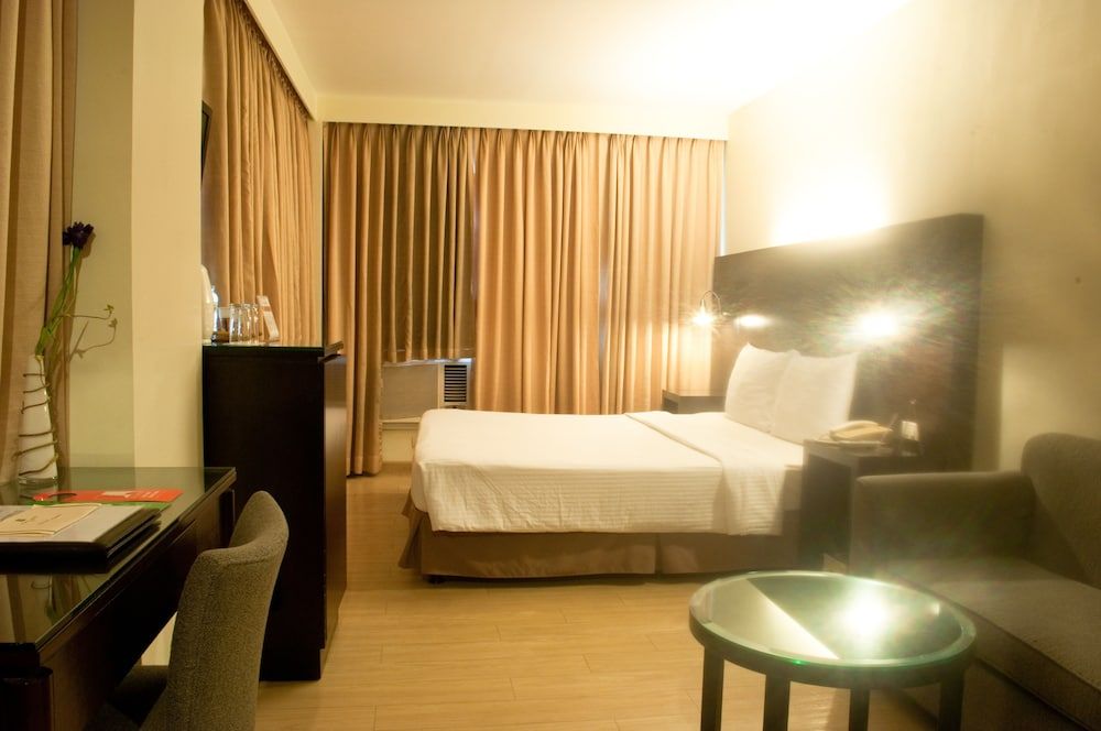 Pearl Lane Hotel 3 Pearl Lane Hotel 3