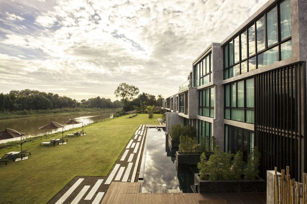 Zensala Riverpark Resort 1