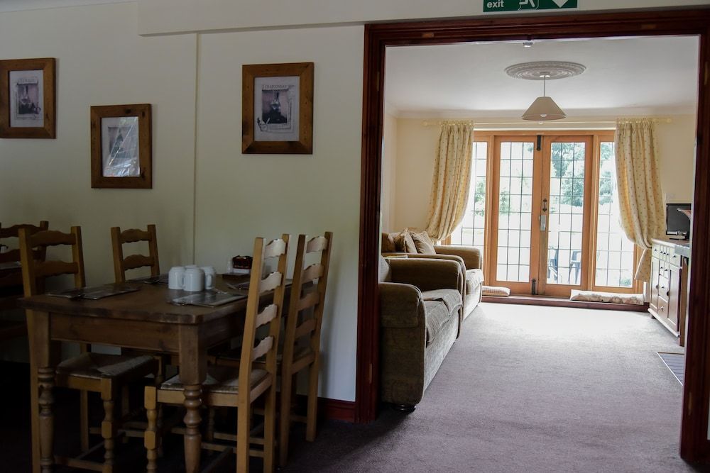 Little Foxes Hotel 2