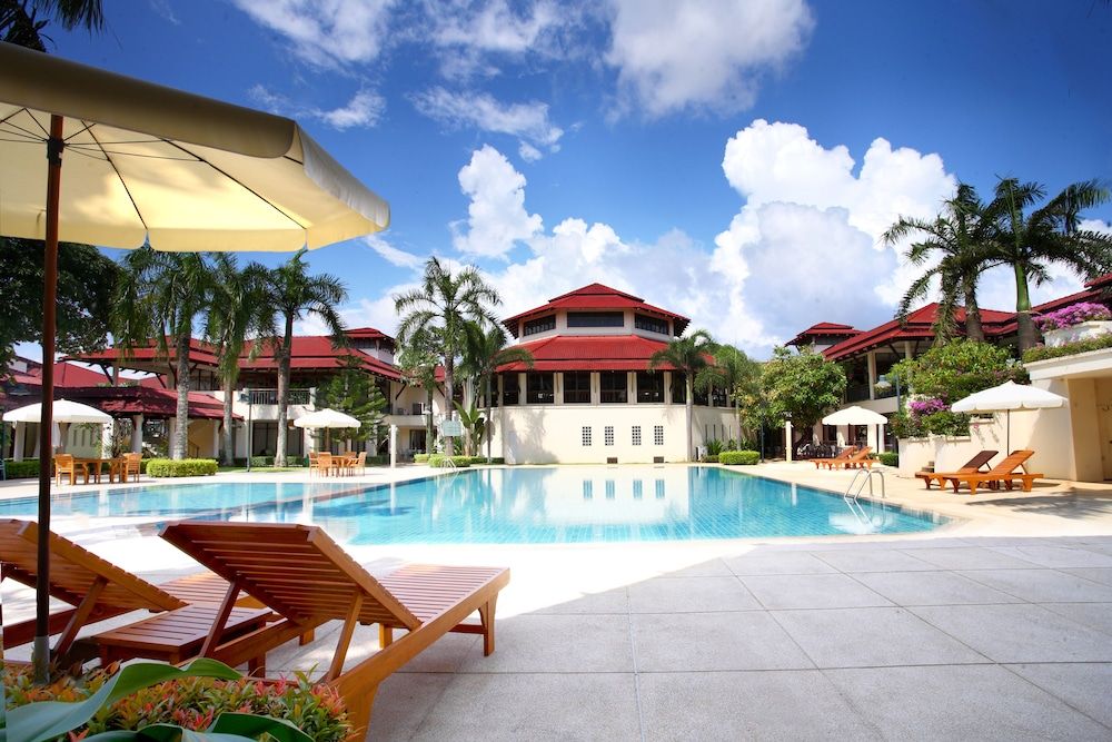 Maneechan Resort & Sport Club 1