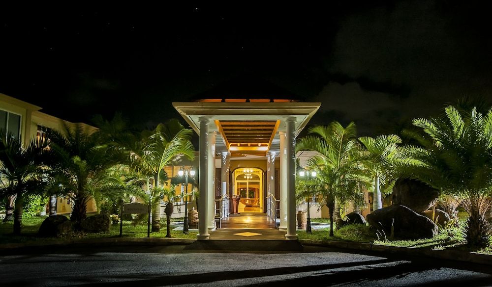 Jalsa Beach Hotel & Spa 1 Jalsa Beach Hotel & Spa 1