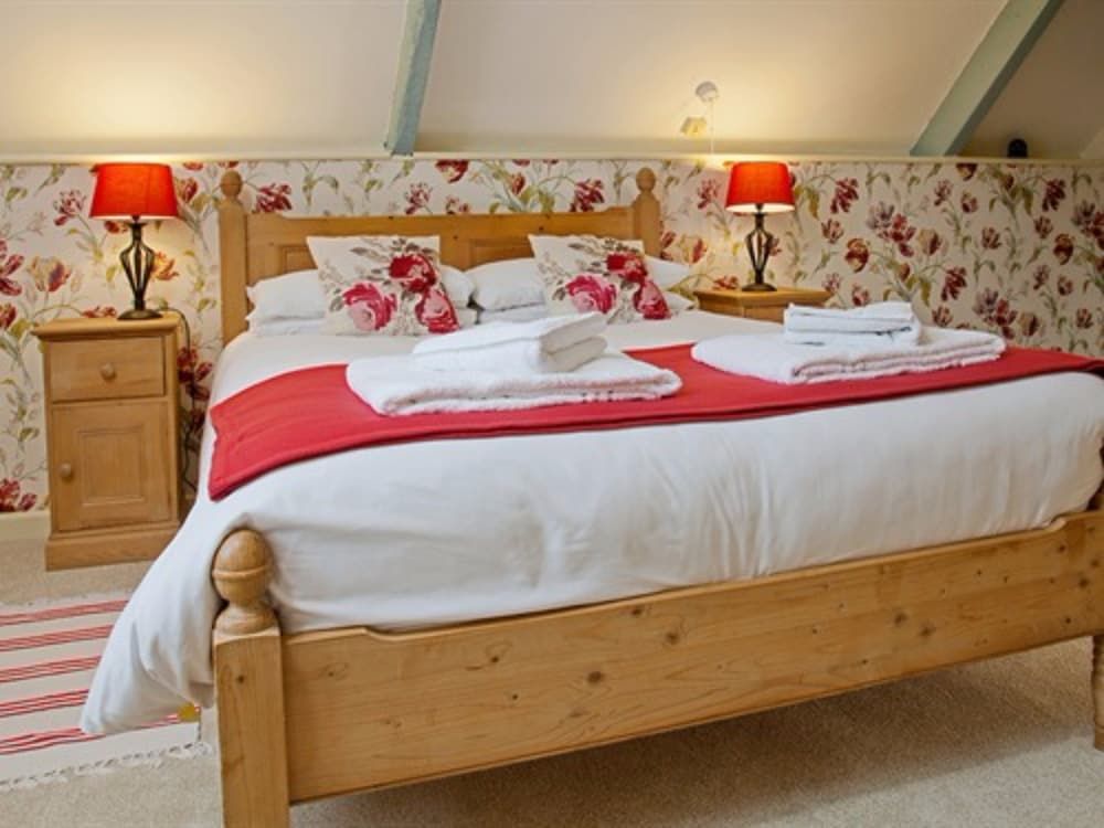 The Lion at Pennard 2