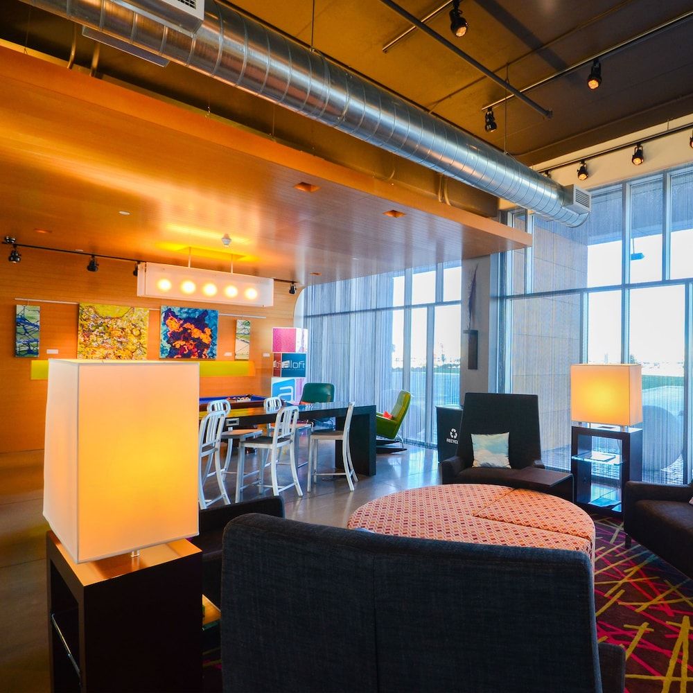 Aloft Vaughan Mills 3