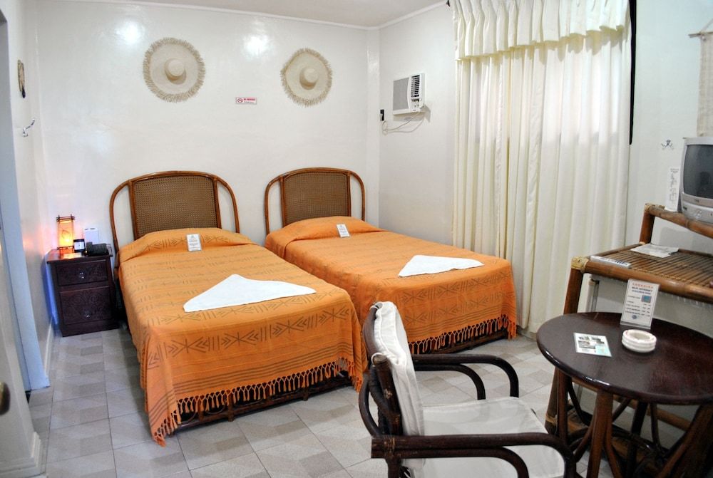 Surfside Boracay Resort & Spa 3