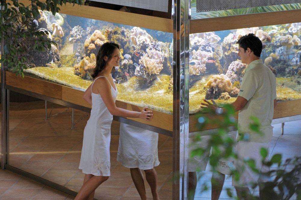 Mauricia Beachcomber Resort & Spa 2