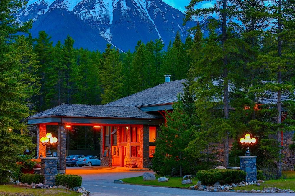 Mountaineer Lodge 3 estrelas em Lake Louise