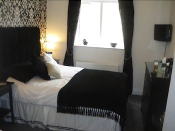 Castle Gate Guest House 2