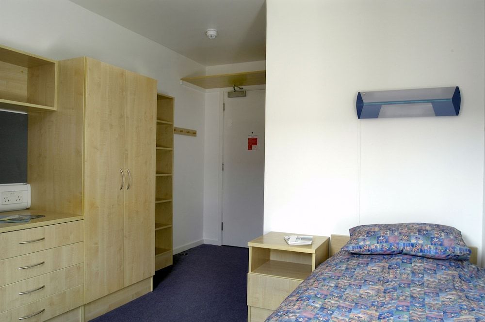 Tyler Court - University of Kent 3