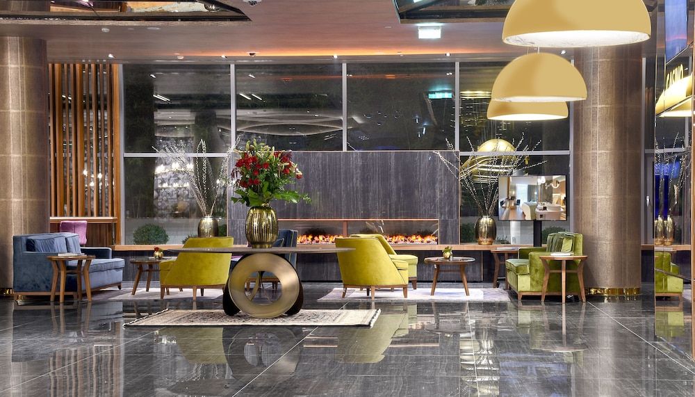 Maestral Resort & Casino 2