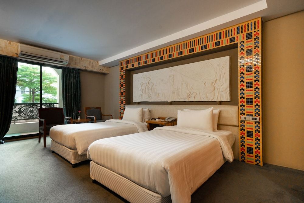 Luxor Bangkok Hotel 2