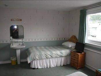 Glenview Guest House 3